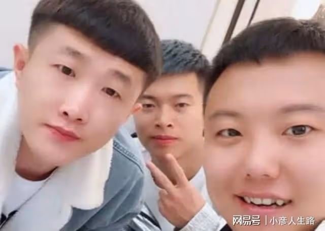 網紅張二嫂徒弟胡鬧,戶外直播人氣低迷,狀況頻發,出言暗諷天道