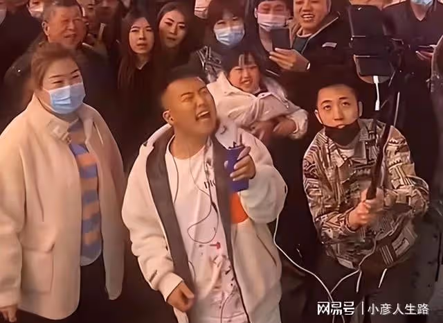 網紅張二嫂徒弟胡鬧,戶外直播人氣低迷,狀況頻發,出言暗諷天道