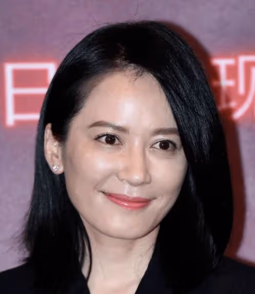 《玫瑰之戰》袁泉俞飛鴻十級美顏 黃曉明法令紋