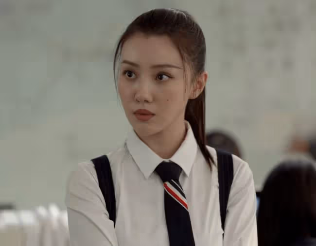 《玫瑰之戰》袁泉俞飛鴻十級美顏 黃曉明法令紋