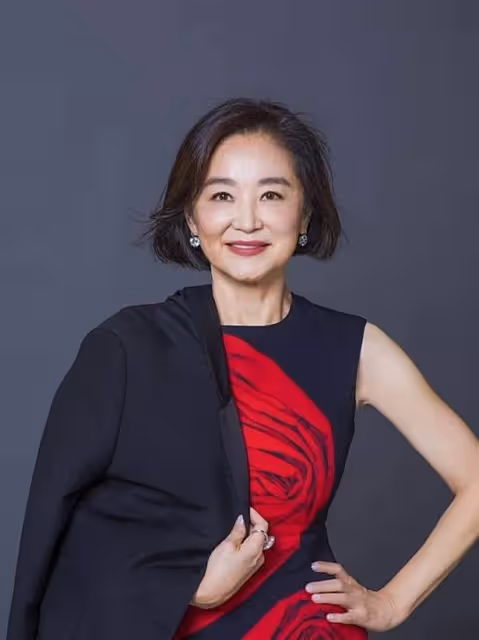林青霞昔日海邊辣照曝光　網民：以為是舒淇