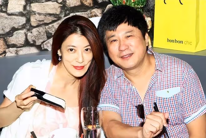 胡瓜為前妻慶生惹爭議!摟肩合影很親密,網友:現任妻子情何以堪