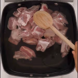 電飯煲燜紅燒排骨