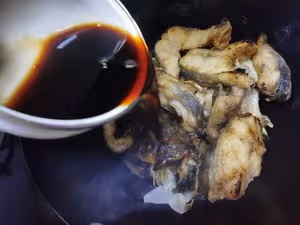 紅燒鮰魚（江團魚）