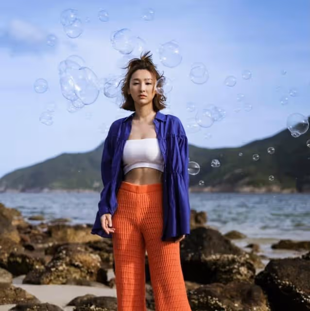 恭喜!TVB知名女星曬豐滿身材疑似迎來新戀情,遭前男友出軌背叛