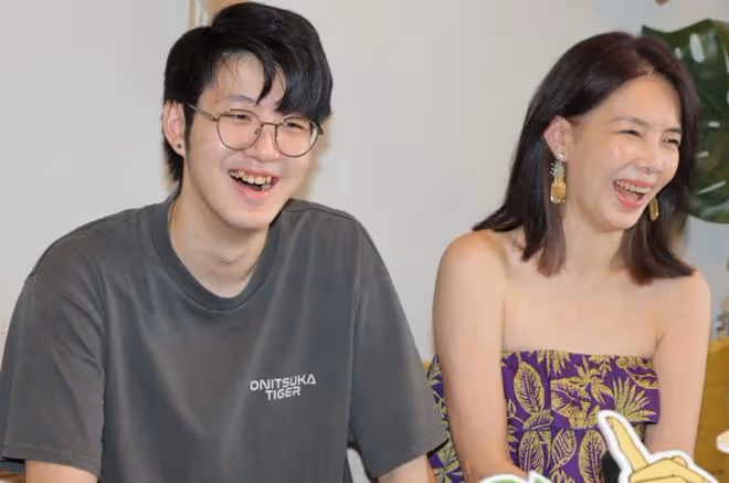 孫興前妻攜子現身!20歲孫恆身高1米84帥氣十足,將出國讀心理學