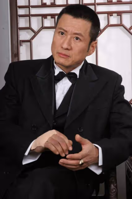 孫興前妻攜子現身!20歲孫恆身高1米84帥氣十足,將出國讀心理學