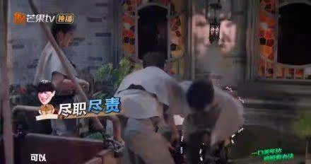 《密室大逃脫》鄧倫成全隊的依靠,土味王子黃明昊高空唱愛情買賣