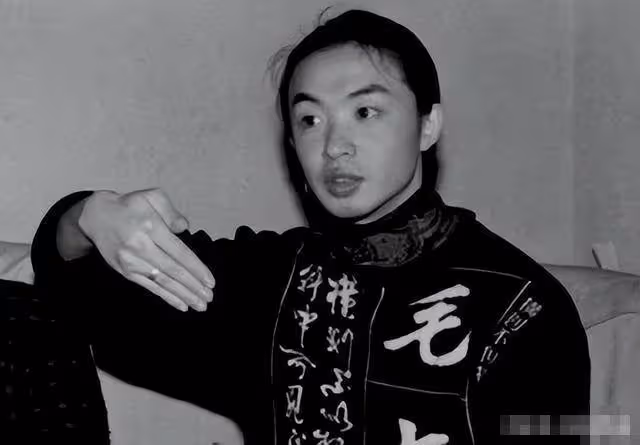 從男人到女人,從娶妻到嫁人,她的一生是別人的兩世