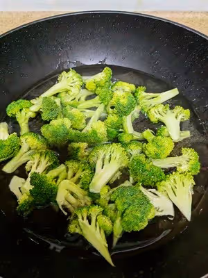 零失敗的西蘭花炒蝦仁