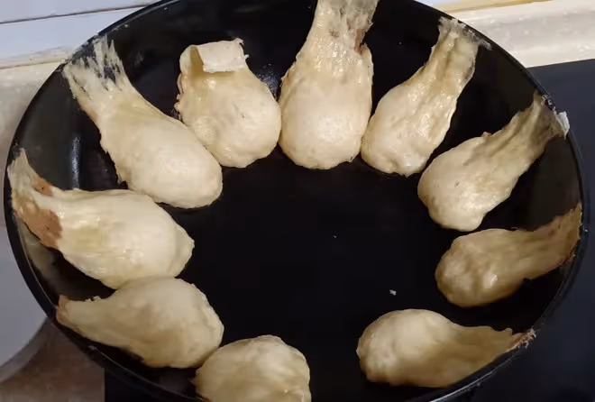 柴火雞鍋圈子(鍋邊饃)
