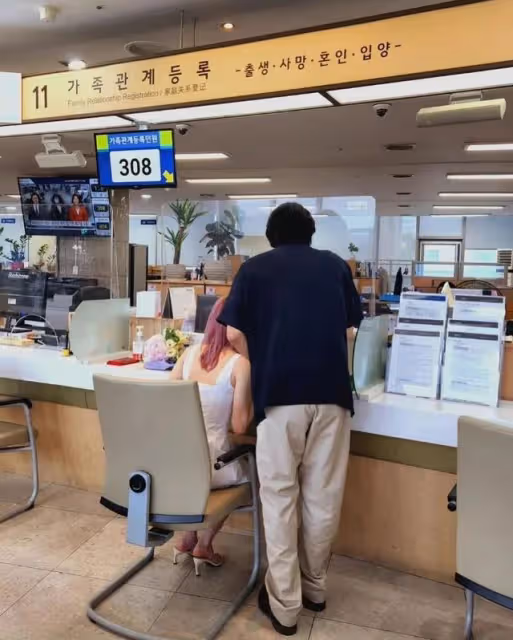 他們竟然在一起八年了？