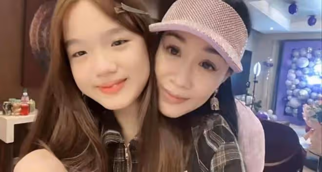 鍾麗緹酒後吐真言,直言可以讓張倫碩自由,網友:不好的預感