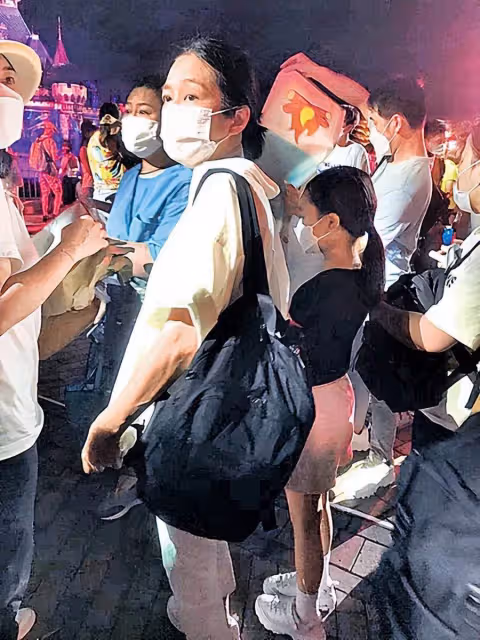 黎明四歲女兒近照大變樣!小時候肉嘟嘟長得像男孩,如今越長越美單眼皮超像爸爸