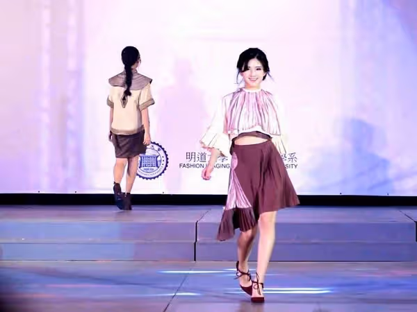 蛻變陸劇女神爆紅 趙露思台灣賣餛飩畫面瘋傳