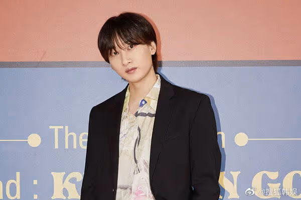真的很心痛……Super Junior銀赫父親因交通事故去世