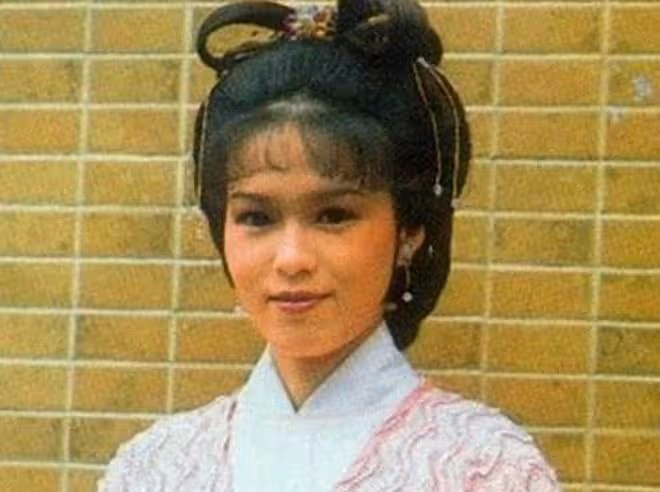 出道39年零緋聞，和學姐恩愛31年很幸福，如今58歲成人生贏