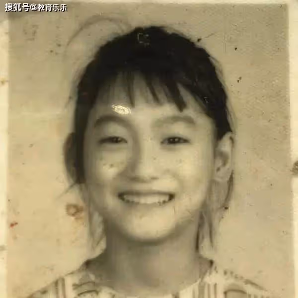 她幼年靠乞討生活!出道後被稱「功夫女星」 4次問鼎影后「一生未婚盼初戀」62歲活成了公主
