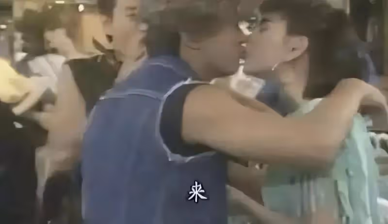初戀患癌去世!60歲周星馳至今單身不婚 滿頭白髮落淚:「被人誤解30年,卻無人懂我的心酸」