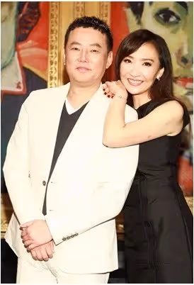 陽帆妻與「婆婆同住22年」媽媽住樓下人人稱羨!她坦言「婆媽同桌吃飯」不容易 今兒女長大傑出「終卸下重擔」