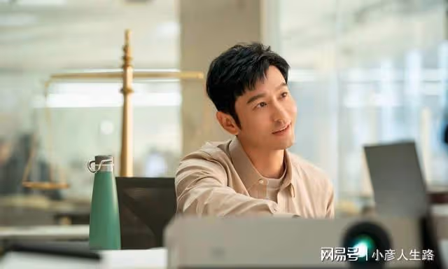 好傢夥!黃曉明《玫瑰之戰》剛開播就被刷一星,觀眾理由出奇一致