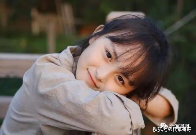 她2歲演小羋月出名 因漂亮被喊話如今怎樣了?