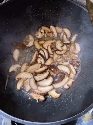 香菇炒雞蛋