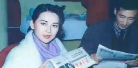 63歲「霸王花」胡慧中,夫妻同框像父女,丈夫曾入牢3年她賣房救夫,不放棄生活風采依舊