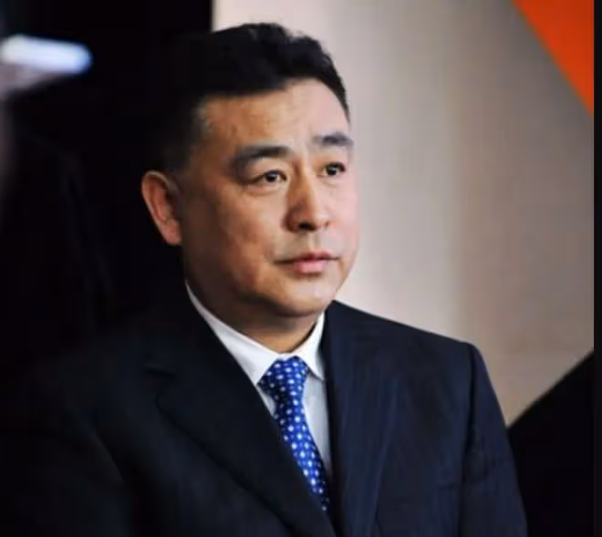 「央視國臉」張宏民:主持《新聞聯播》32年零失誤,61歲仍未婚