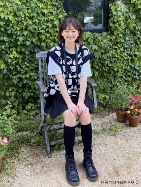 誰說小個子只能平平無奇?她卻靠樂觀美出一片天