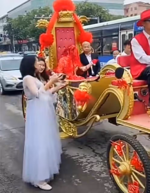 41歲巨興茂辦婚禮,新娘美貌出眾,楊志剛現身稱新郎沒億萬身家