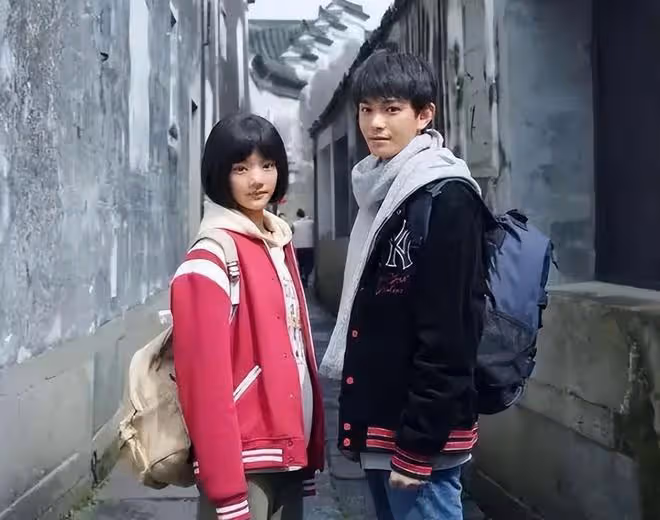看似全員大明星，實則只為「割韭菜」而生！2022年最爛的10部電影