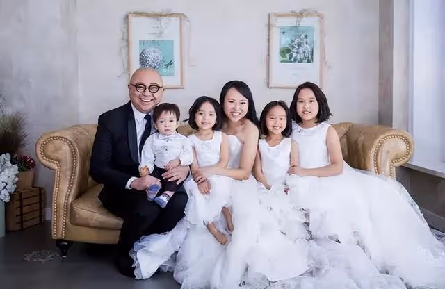 血淚史!TVB名主持曝兒子曾患嚴重濕疹,遍布全身更被誤認是虐兒