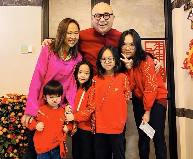 血淚史!TVB名主持曝兒子曾患嚴重濕疹,遍布全身更被誤認是虐兒