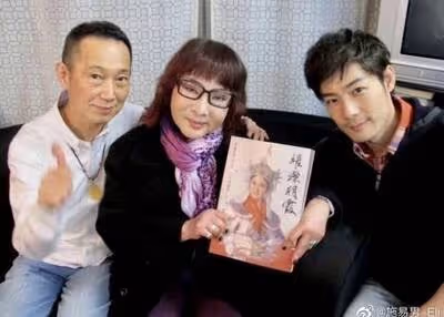 洪榮宏慟喊約不到了!金牌經紀人「血壓飆190、眼球出血」發文報平安 「不到20天病逝」享壽67歲