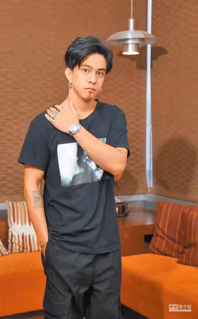 黃仲崑再婚「兒子只問在哪吃飯」:那是爸爸的人生 與後媽同住20年「坦言不熟」情人節必陪親媽過