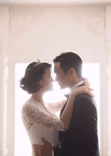 一直租房住,結婚18年終買房!張智霖袁詠儀9000多萬豪宅意外曝光,比章子怡家還大!