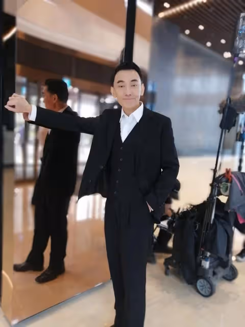 演藝圈唯一恩人!徐亨當年宣告破產「親友紛紛閃避」唯獨他不離棄「二話不說借650萬」淚謝:沒他就沒我