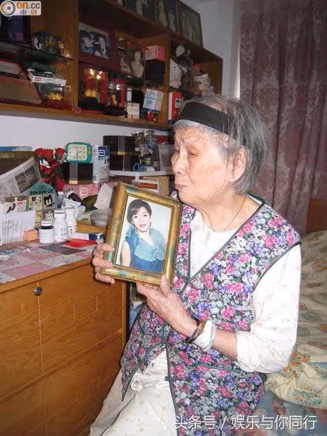 每月48萬不夠用!梅豔芳母親破產後哭訴「街頭撿爛菜吃」 沒人同情反遭罵:自作自受