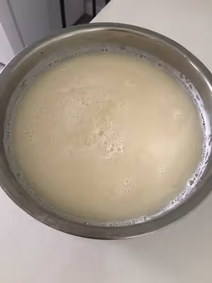 脫皮綠豆做涼粉