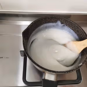 脫皮綠豆做涼粉