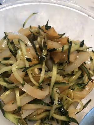 脫皮綠豆做涼粉