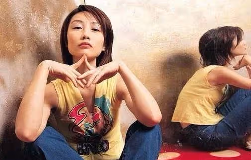 她是被陳冠希害得最慘女星,照片流出後,直接被豪門婆婆掃地出門