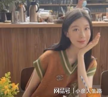 許魏洲疑似已成父親，妻子打扮低調現身醫院，保姆懷抱嬰兒跟隨
