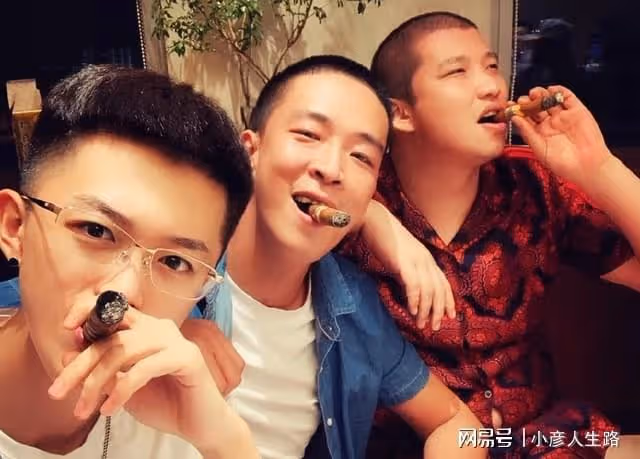 散打哥出面，為天道平息負面輿論，直言：和辛巴喝酒，是他的榮幸