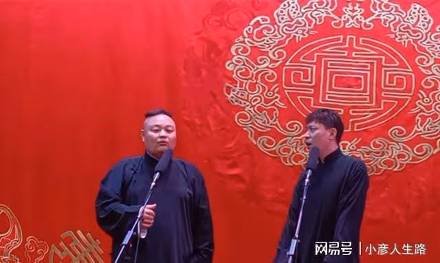 德雲社李雲傑、李鶴東同台,上演兄弟檔,粉絲:東哥是真乖