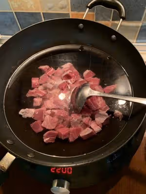 土豆胡蘿蔔燉牛腱子
