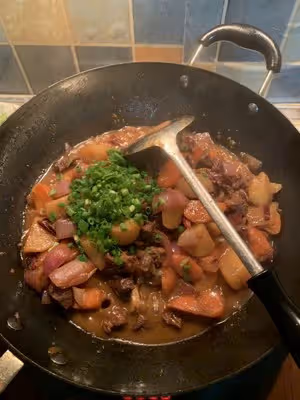 土豆胡蘿蔔燉牛腱子