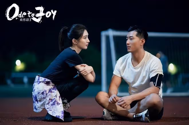 《歡樂頌3》開播,「新五美」全員換血,江疏影再次被女二號碾壓