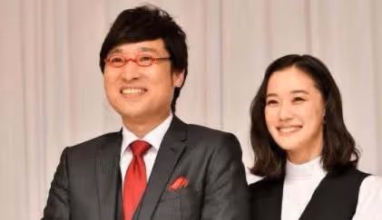 36歲蒼井優產女,女兒會繼承爸爸的喜劇天賦、還是媽媽的演技?